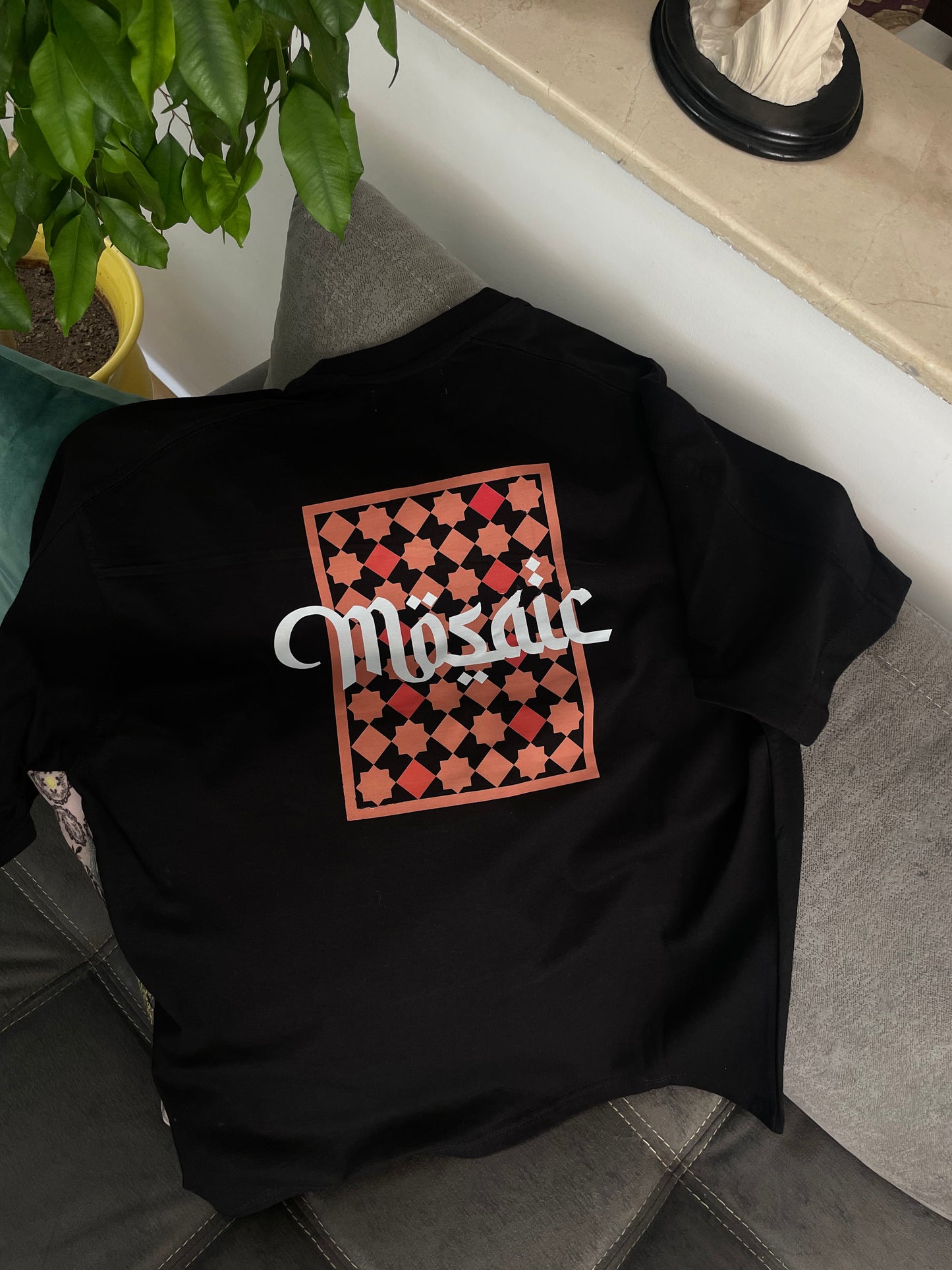 T-shirt oversize blanc cassé avec design graphique 'Heritage', face avant